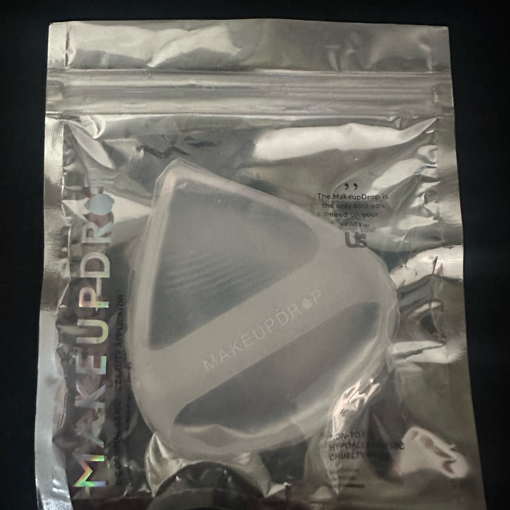 Makeup Drop Silicone Applicator NEW